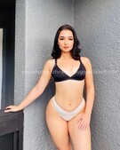 Анкета проститутки Рената - метро Марьино, возраст - 23